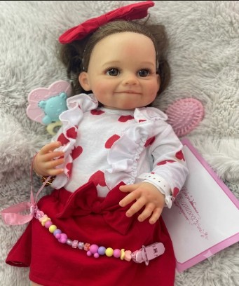 Muñeca Bebé Reborn Realista "Dulces Latidos" - Conjunto de Corazones, Lazo Rojo y Kit de Cuidados (W-09)